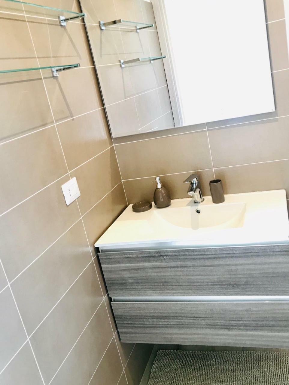 Politecnico Apartment Мілан Екстер'єр фото